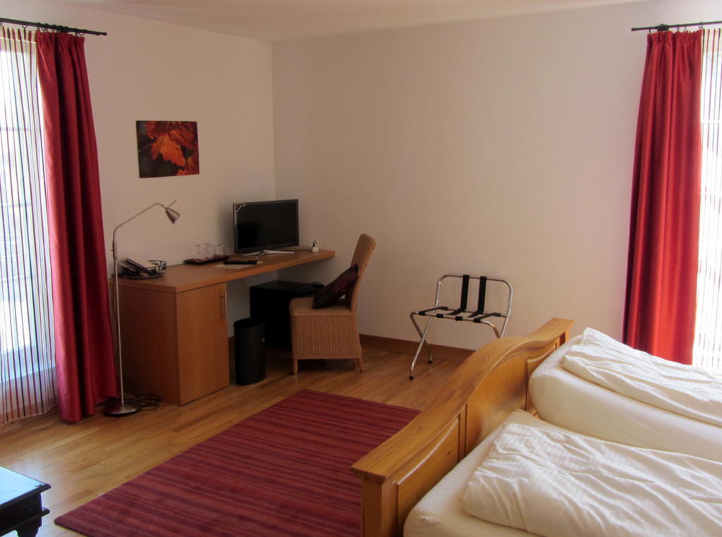 Hotel Weinblatt Sommerach Cameră foto